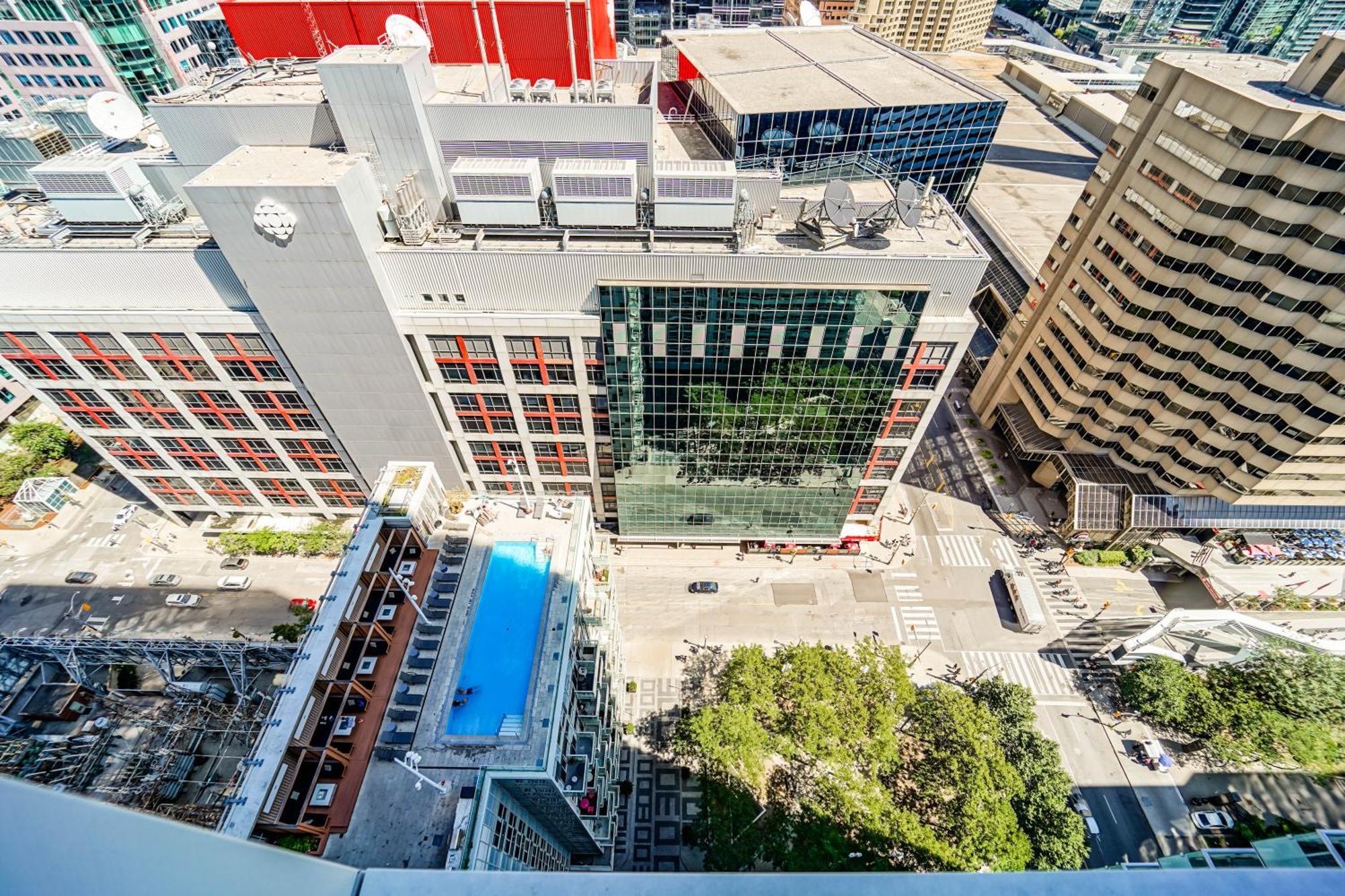 Chol Furnished Suites Heart Of Downtown Toronto, 2 Beds, Free Parking, Cn Tower View Exterior foto
